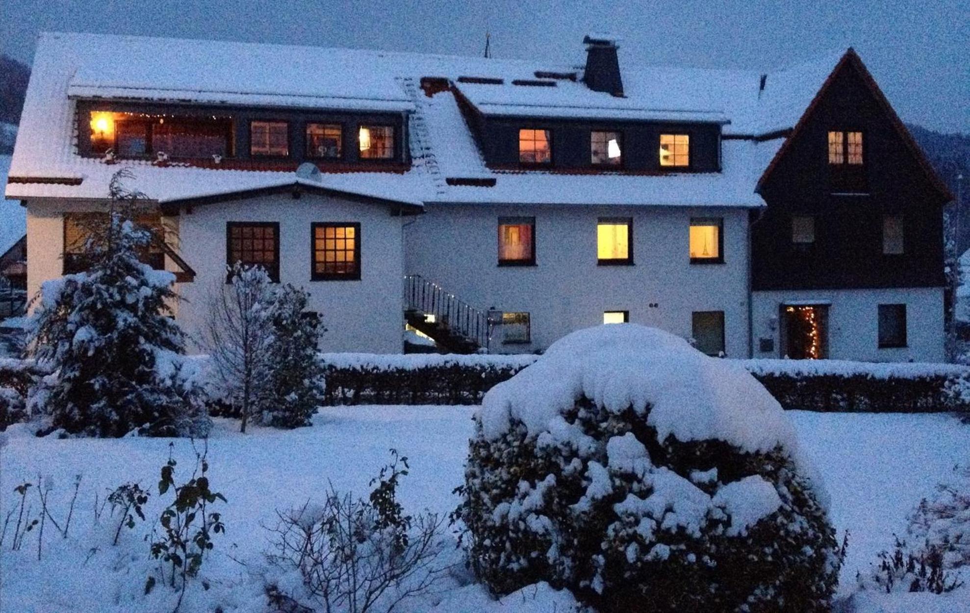 Fun4All-Holidayhome Medebach Exterior foto